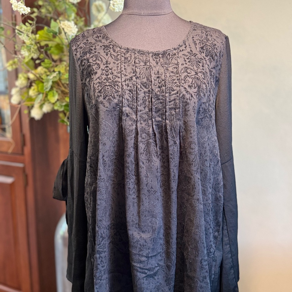 Mystree Black Floral Lace Blouse